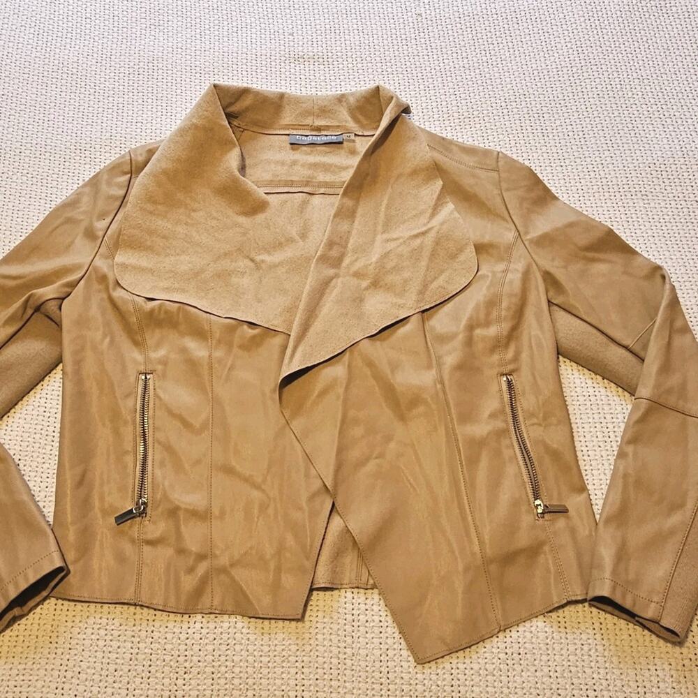 Bagatelle Faux Leather Moto Jacket Womens M Beige Open Front Drape Zip Lightweig